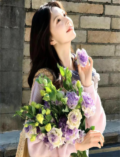 黄秋生电影人肉叉烧包-美女吃小头头头视频合集